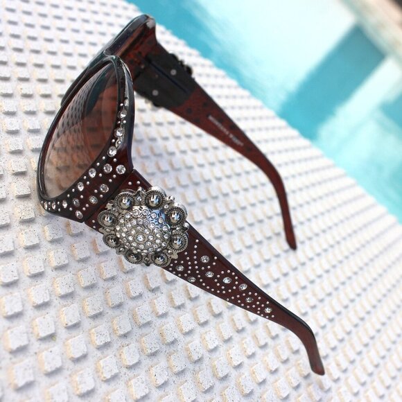 Montana West Sunglasses in Coffee w/Bucking Bronco Concho Accents Montana West Sunglasses in Coffee w/Silver Swirl Flower  main image 2